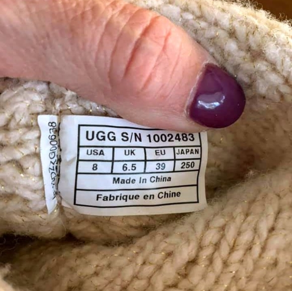 Ugg knit boots - Picture 2 of 4